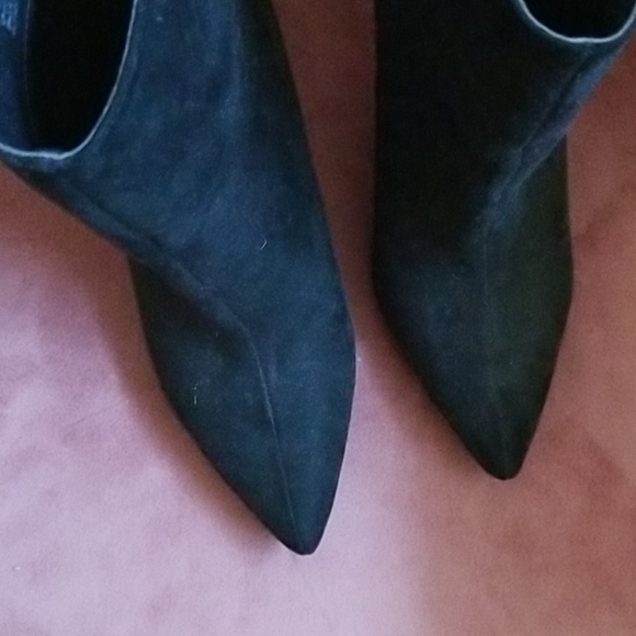 Black  booties - Picture 4 of 4